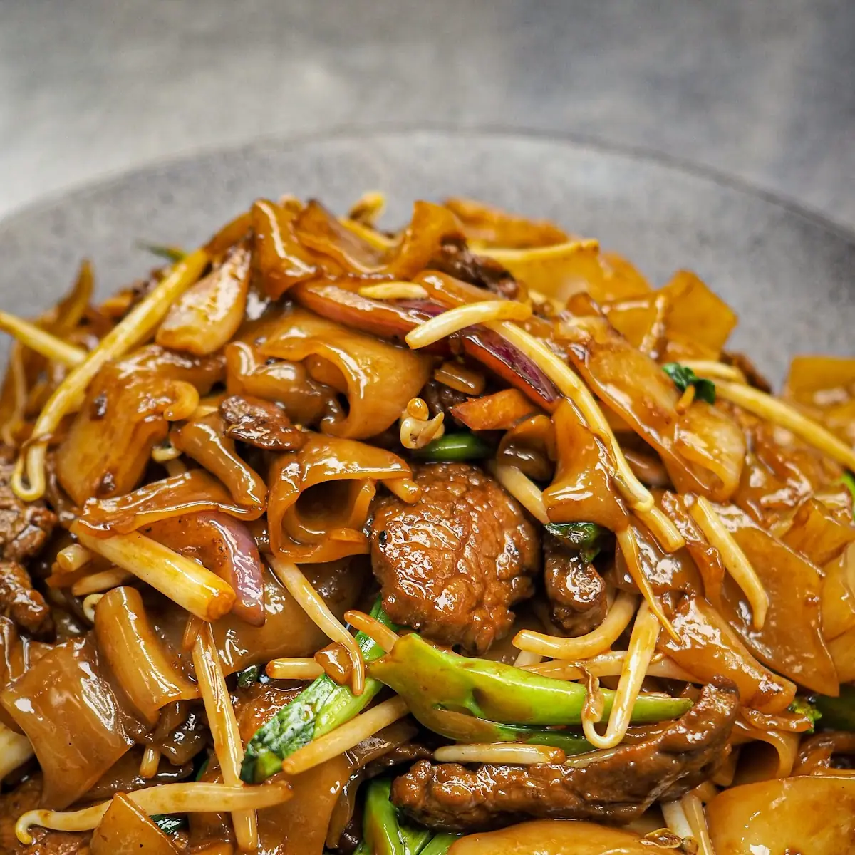 Cantonese Beef Chow Fun