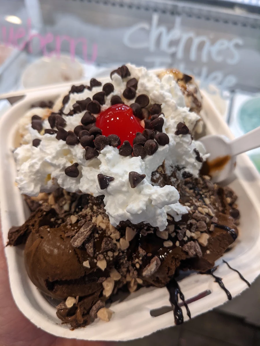 Ultimate Brownie Sundae