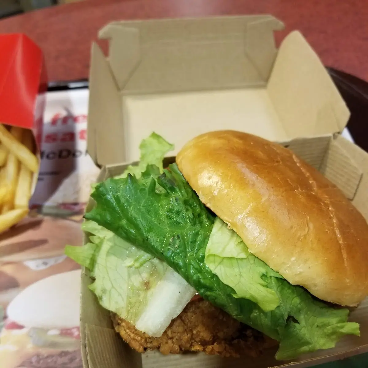 Deluxe Crispy Chicken Sandwich
