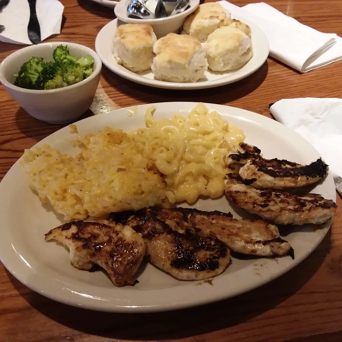 Smokehouse Grilled Chicken & Mashed Potatoes