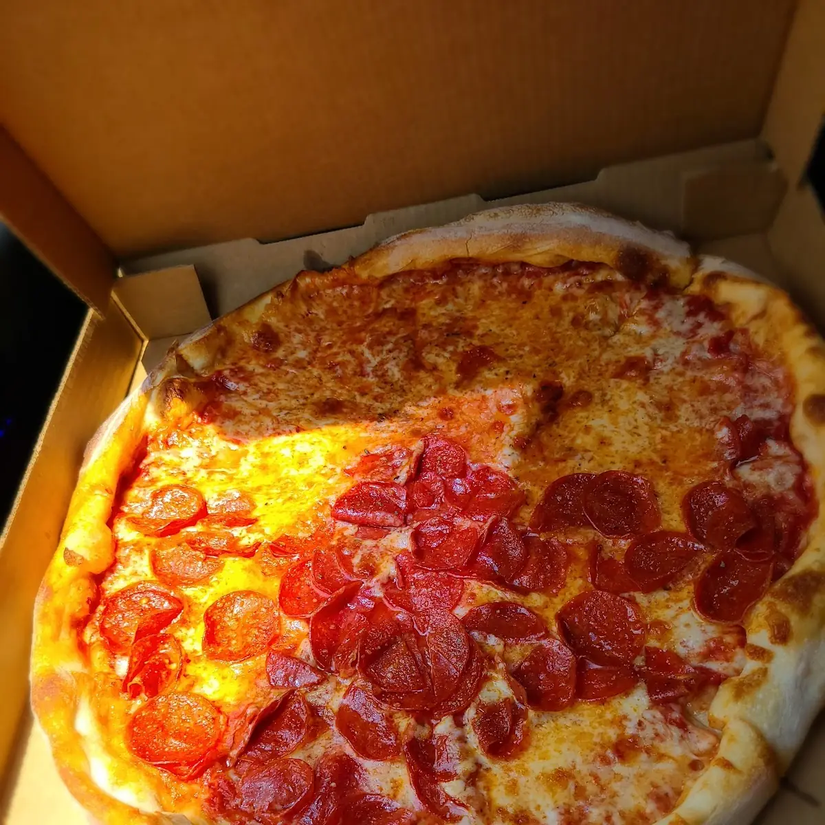 Cheese 16 Round Pizza