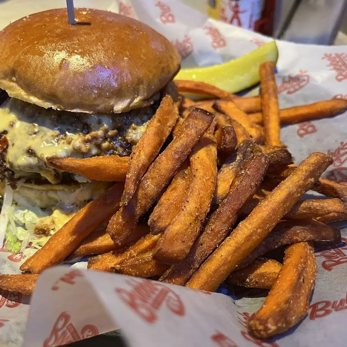 Bubba's Bacon Cheeseburger