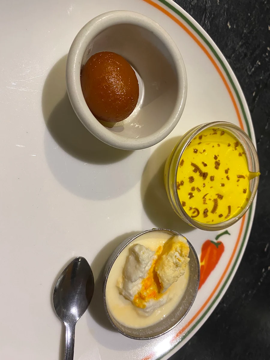 Mango Pudding, East India Company Pub & Eatery