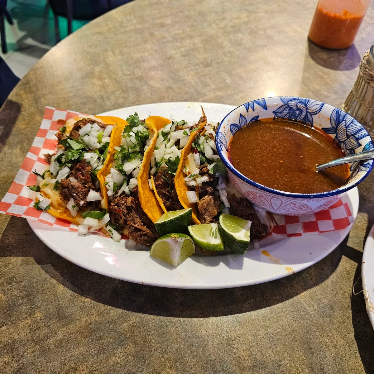 4 Tacos Au Porc, La Toxica