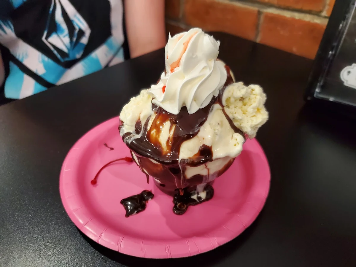 Hot Fudge Sundae