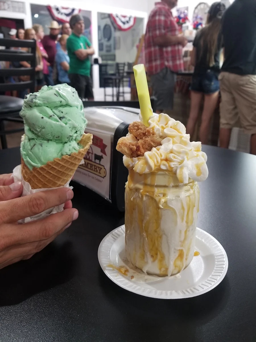 Mint Chip Cone and Apple Pie Milkshake