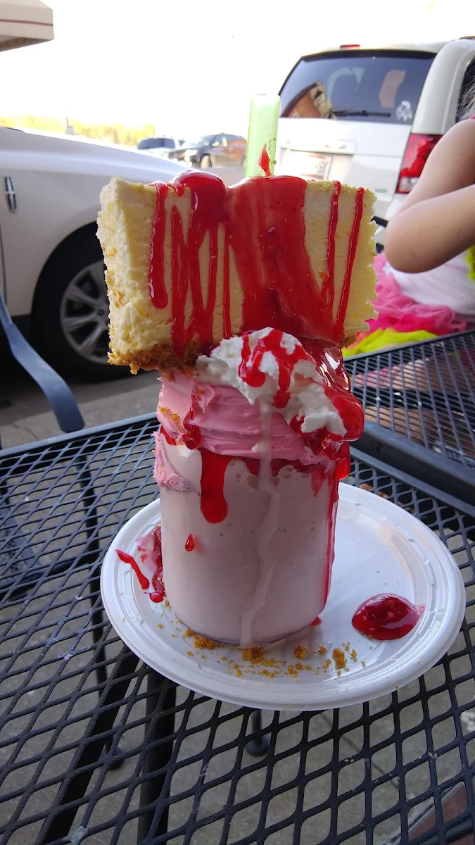 Strawberry Cheesecake Milkshake