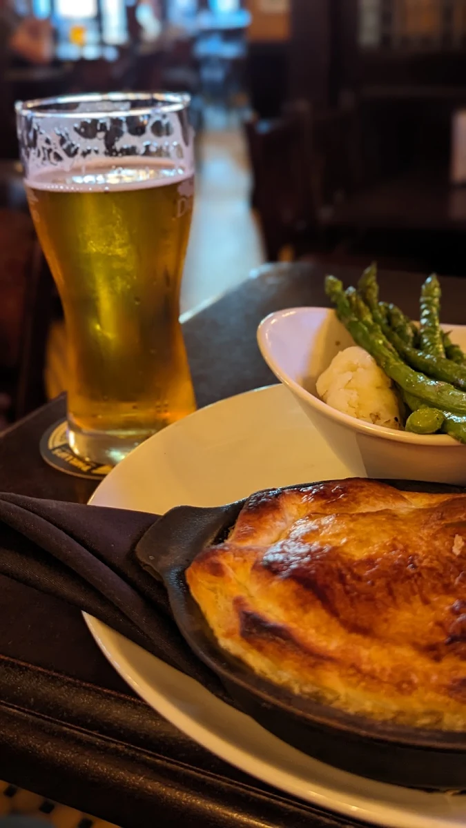 Steak and Ale Pie, Bard & Banker