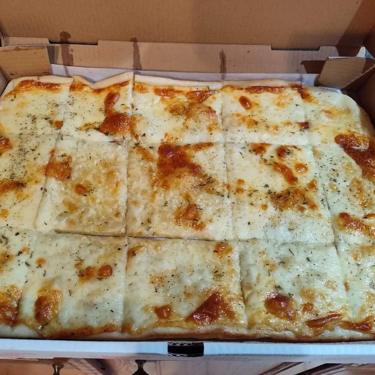 Traditional Pizza