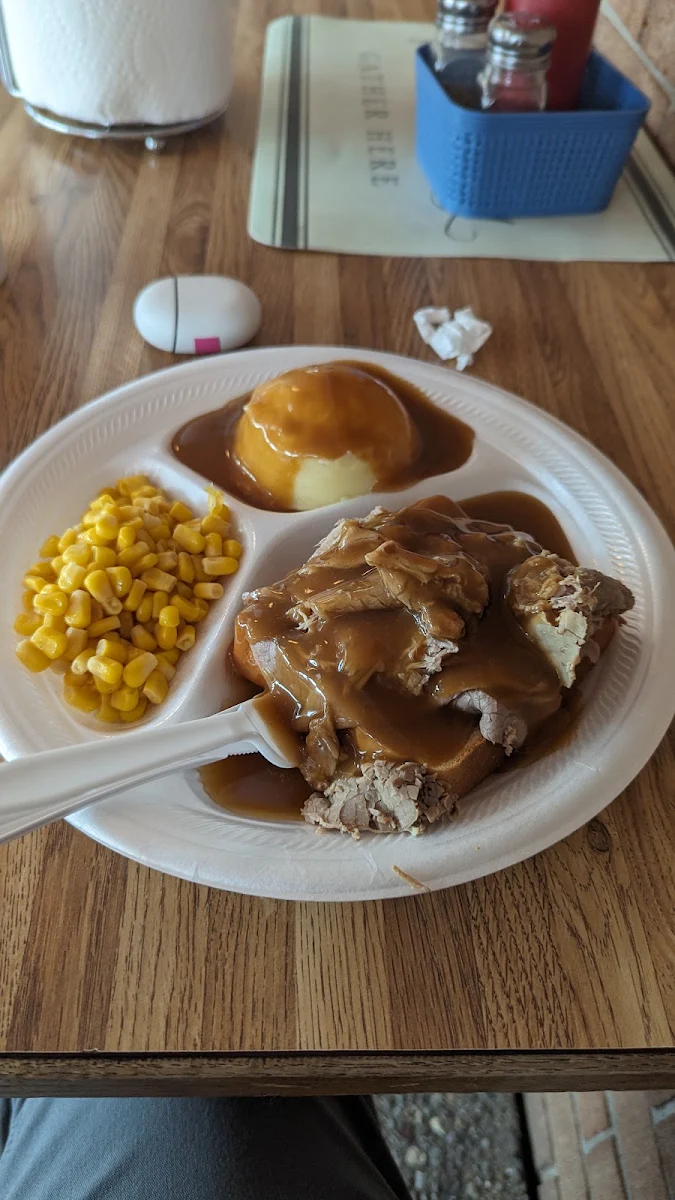 Roast Beef Mashed Potatoes and Gravy with Corn
