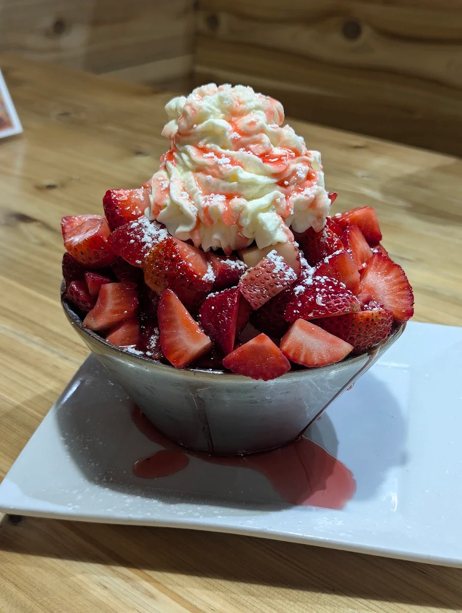 Strawberry Bingsoo