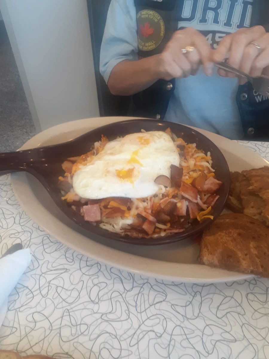 Piggy Skillet, Hi-Ho Diner