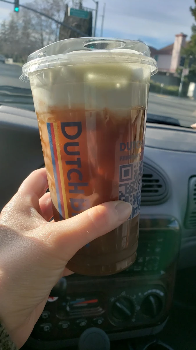 White Chocolate Lavender Cold Brew w Cream