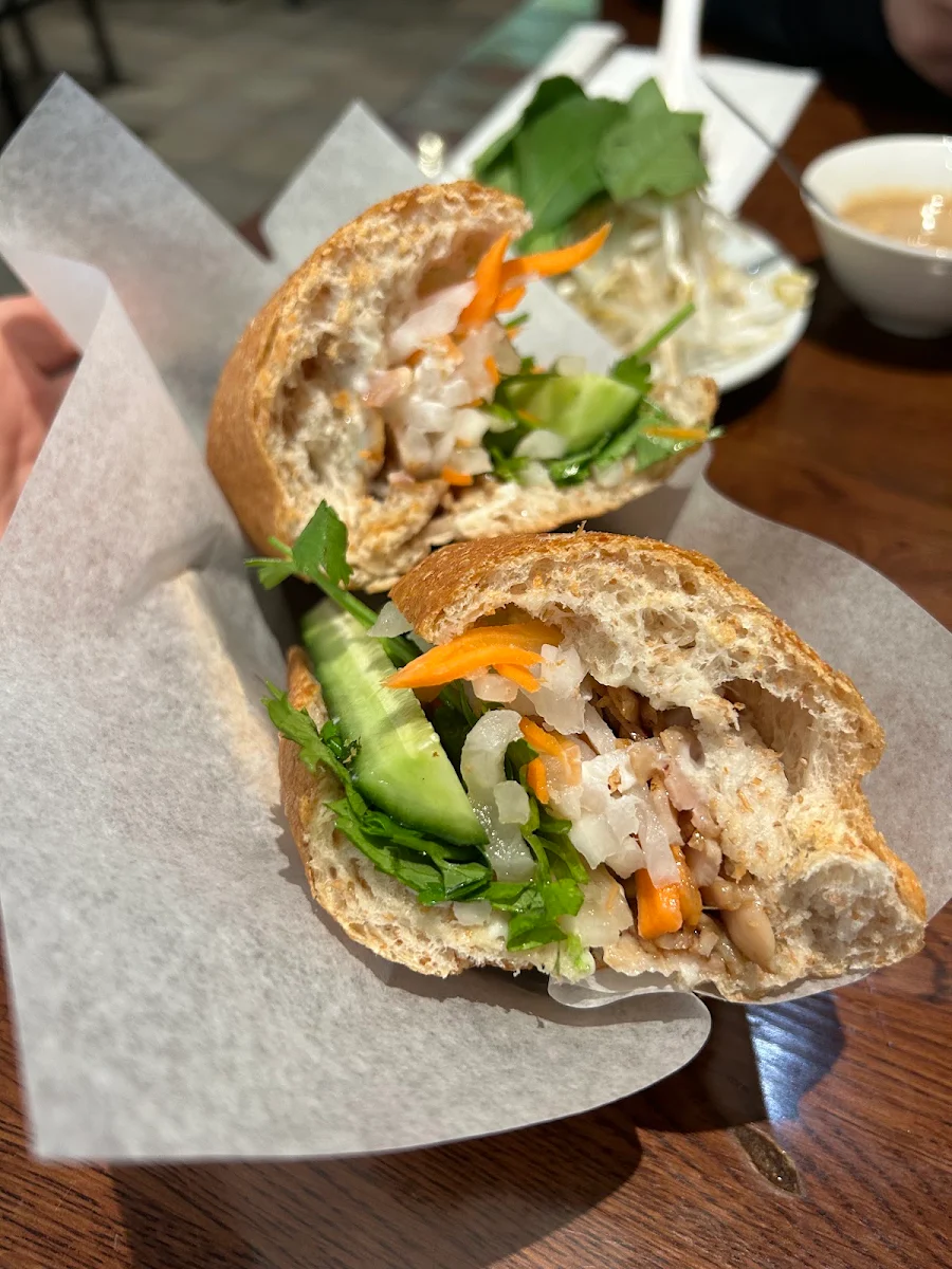 Chicken Banh MI