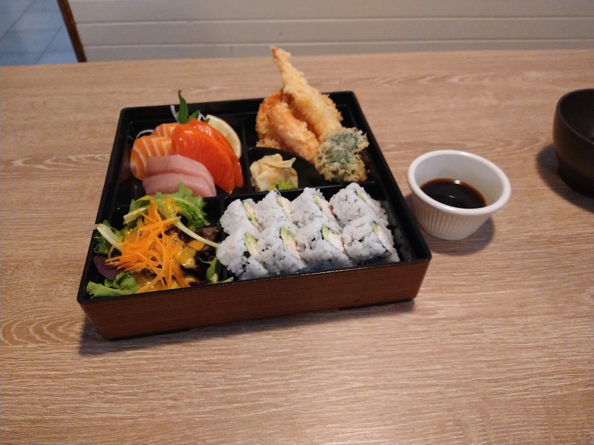 Sushi &Sashimi Bento