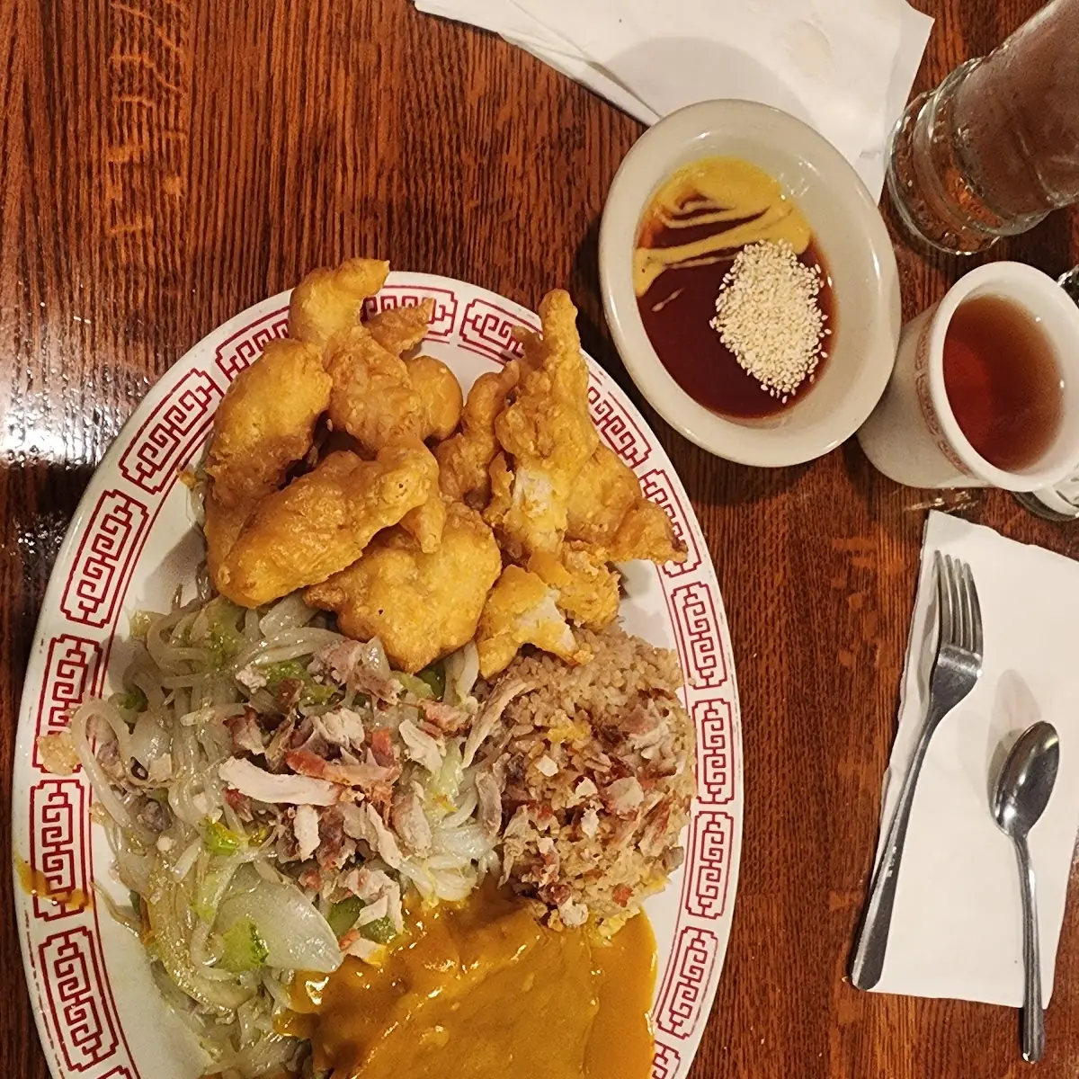 Lum Yuen Appetizer Plate