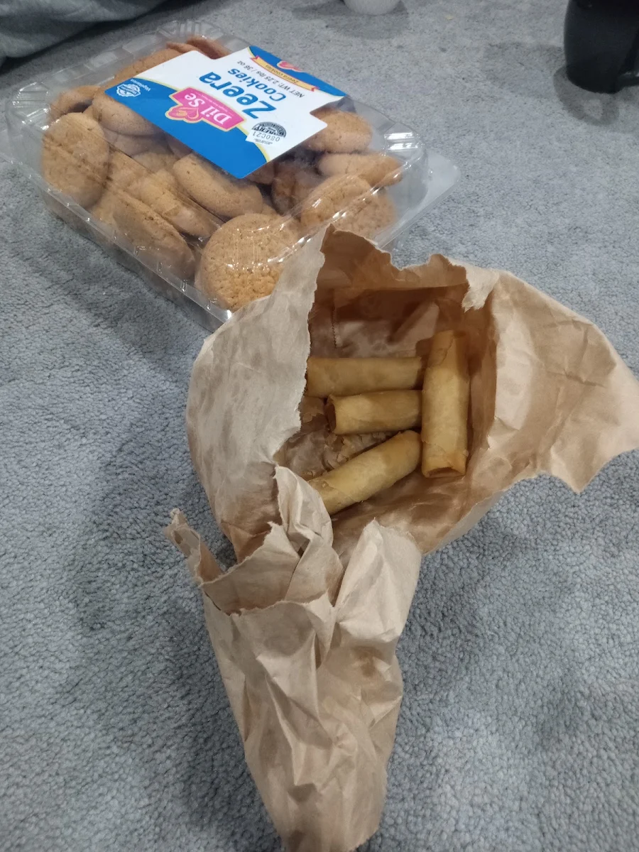 Spring Roll Samosa Chole Bhature, Samosa and Sweet Factory