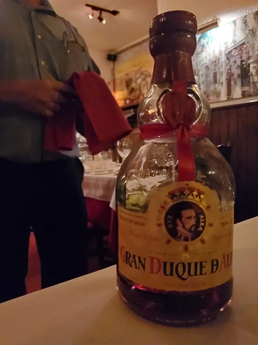 Brandy Español, Casa Barcelona