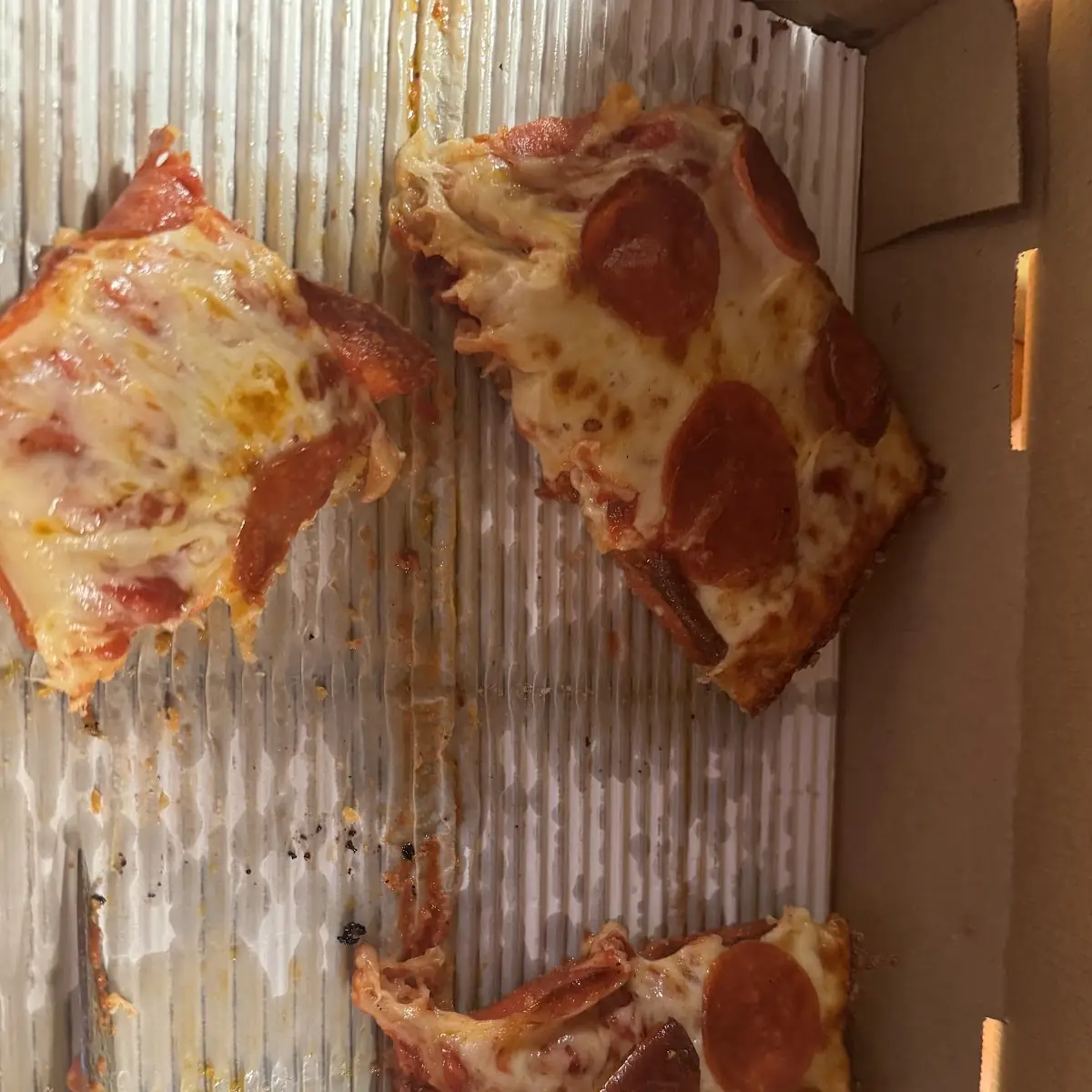 Pepperoni Pizza Hand Tossed