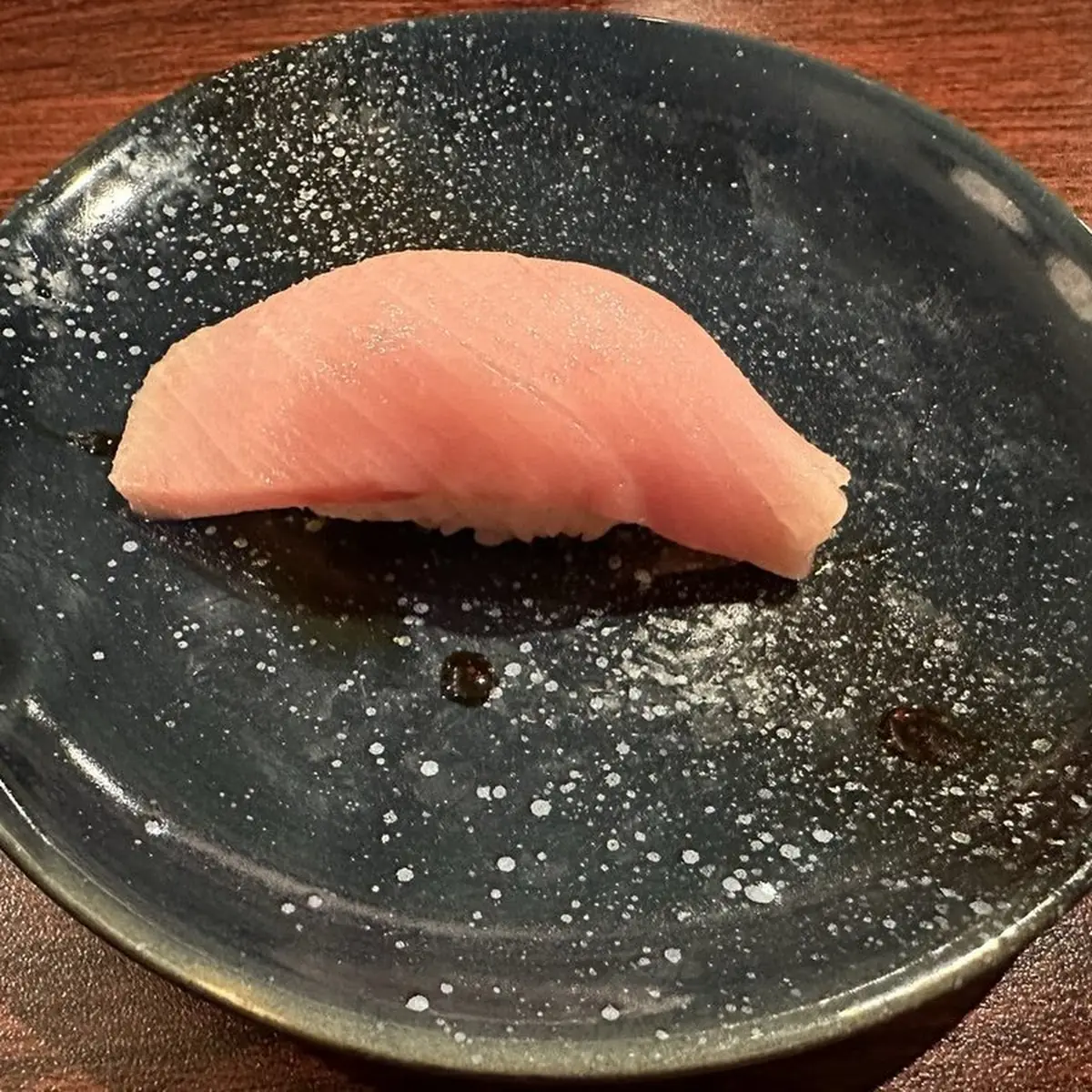 Salmon Nigiri