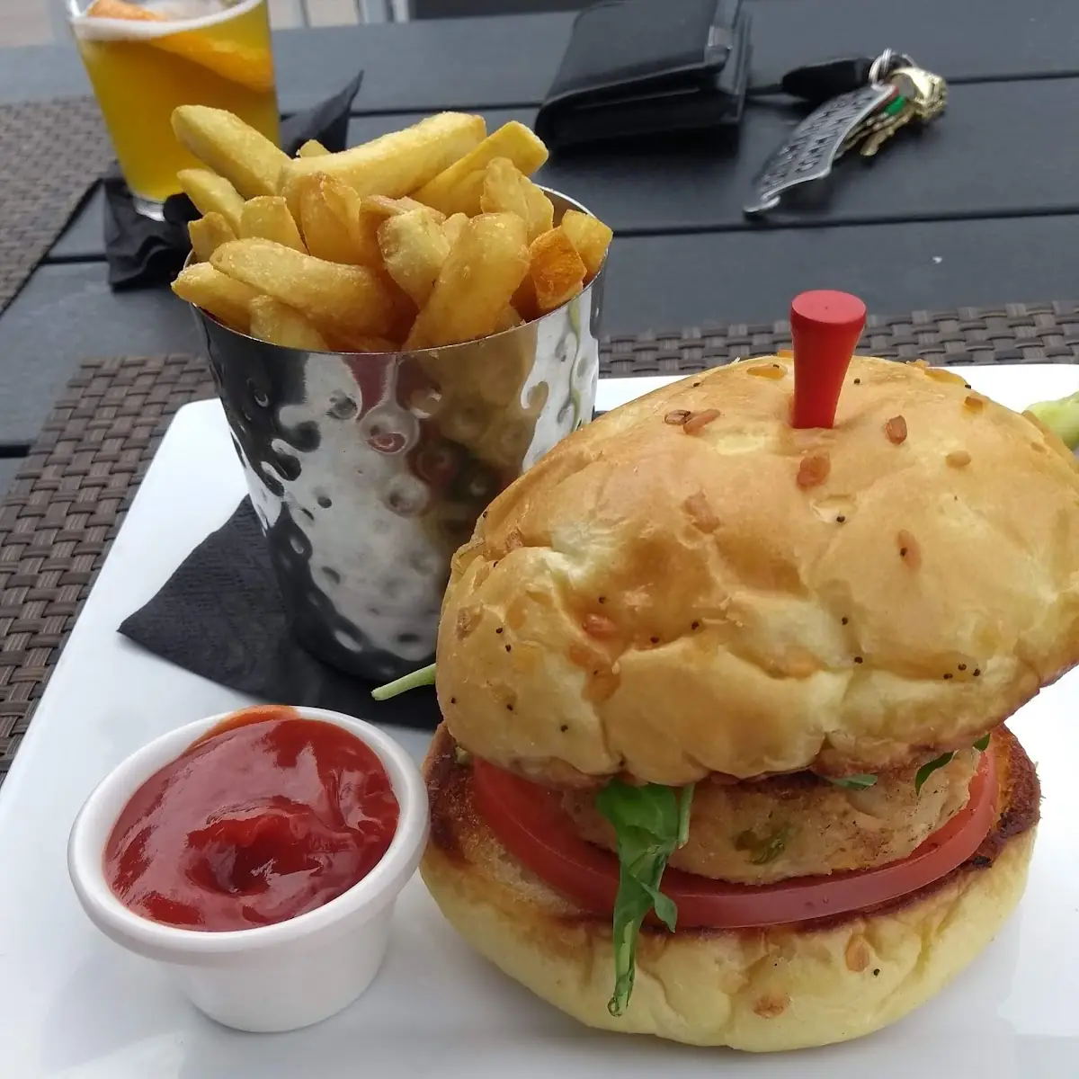 Salmon Burger