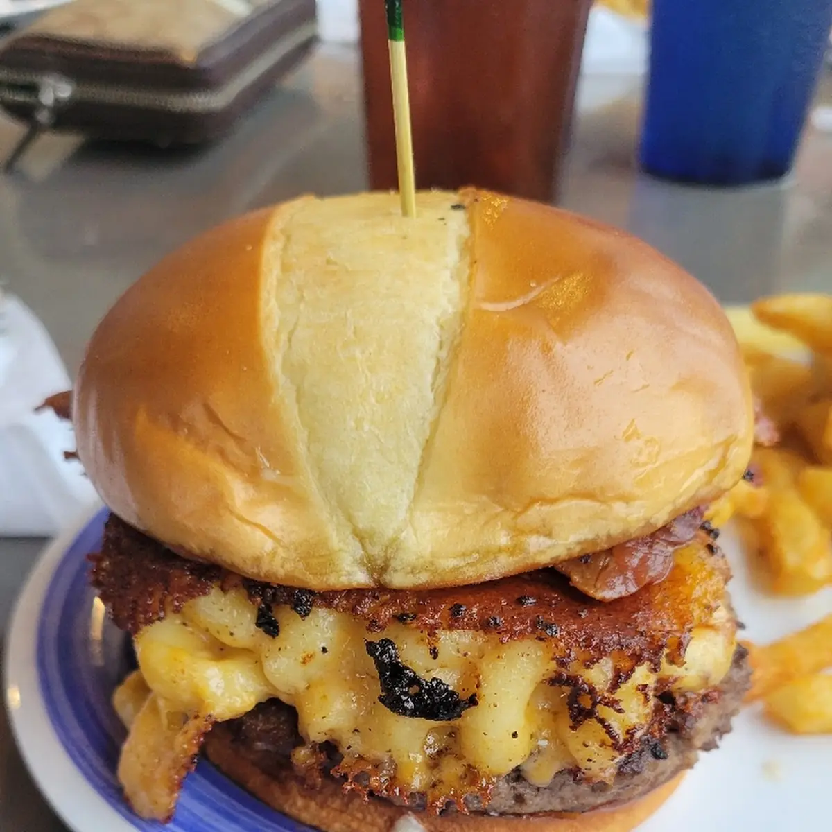 Mac N Cheese Burger