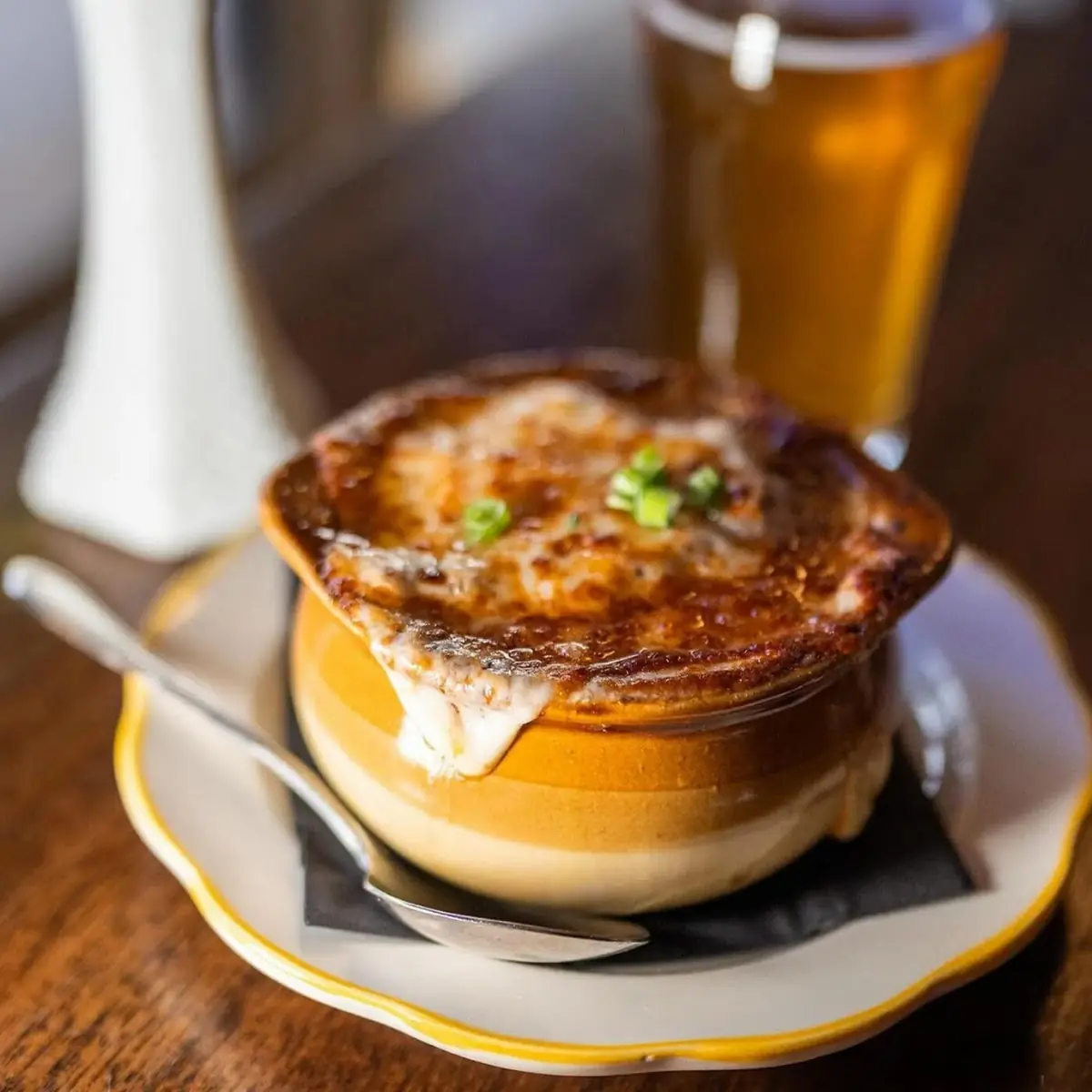 Dutch Onion Soup