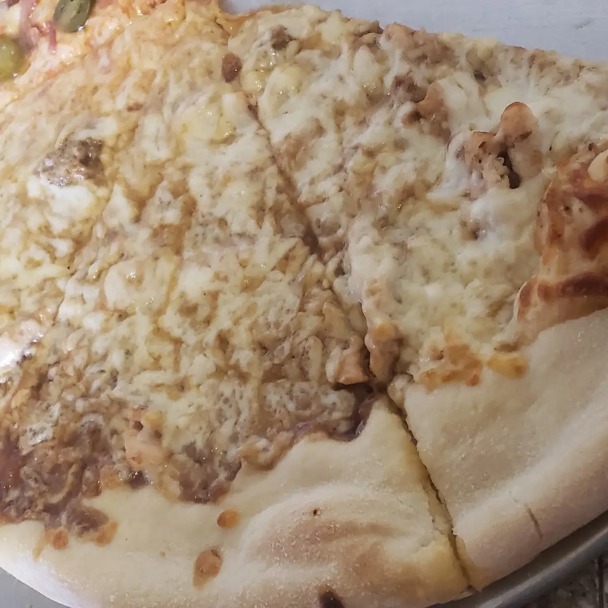 Teriyaki Chicken and Onion Pizza