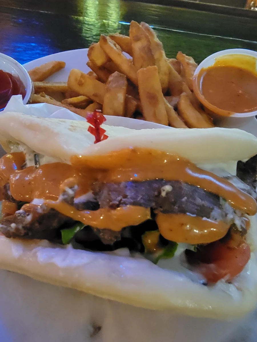 Gyro Sandwich with Chipolte Sauce