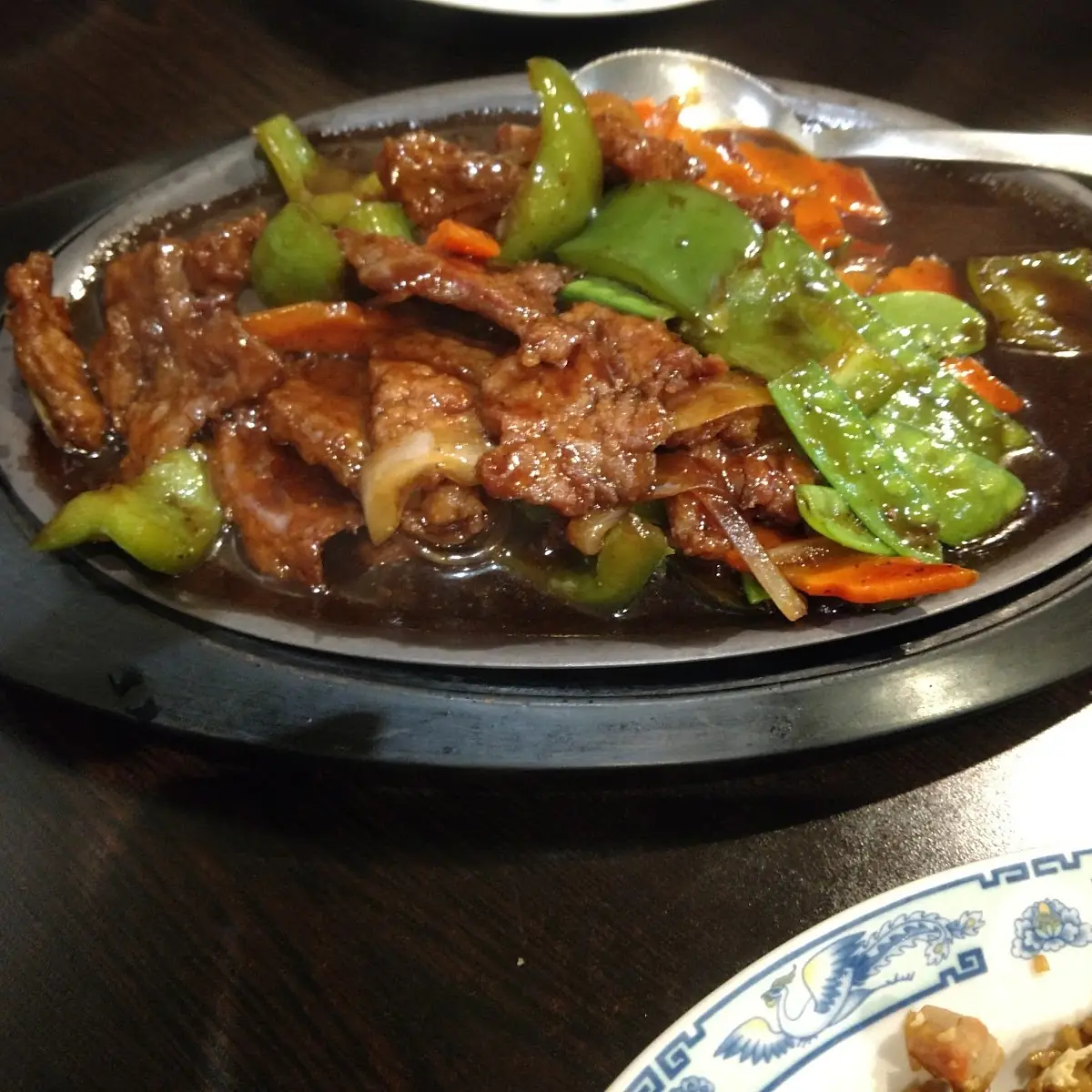 S3. Sizzling Beef with Black Peppers