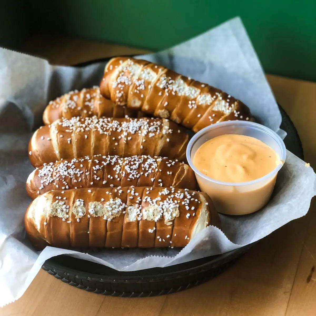 3 Fried Pretzel Bites & Cheese