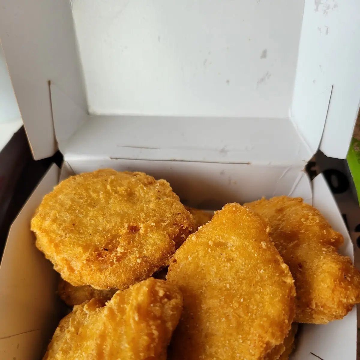 6 PC Chicken Mcnuggets