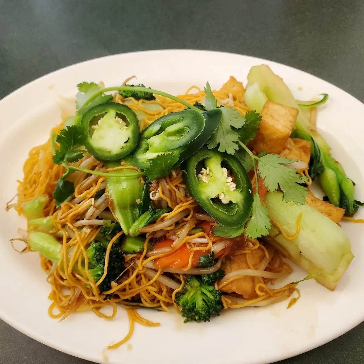 MI Xao Stir Fry Egg Noodles