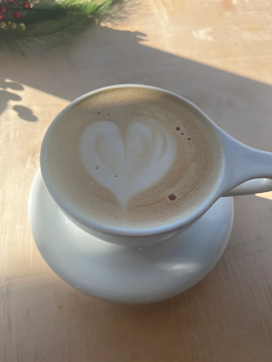 12 Oz Vanilla Oat Milk Latte