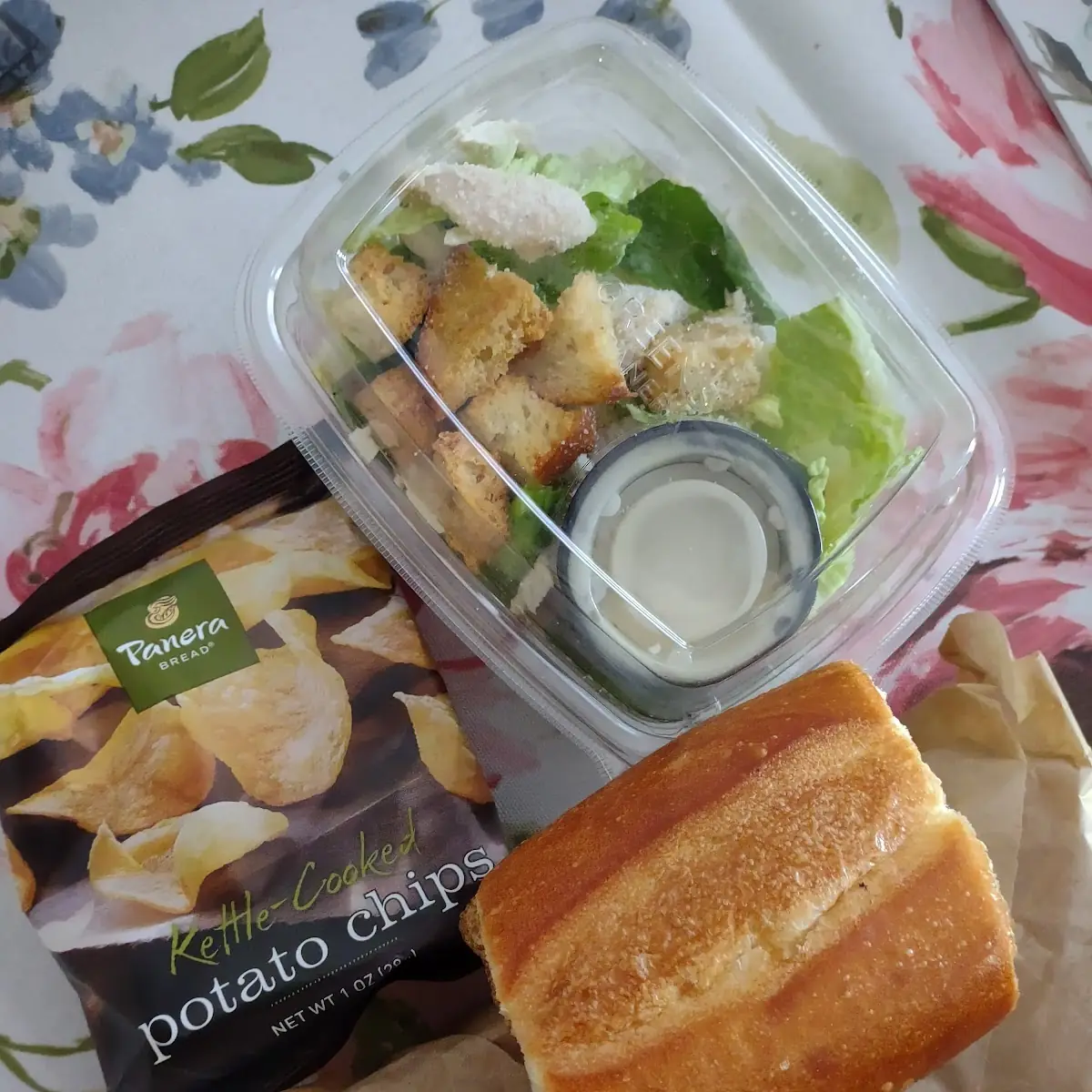 Chicken Caesar Salad with Chicken