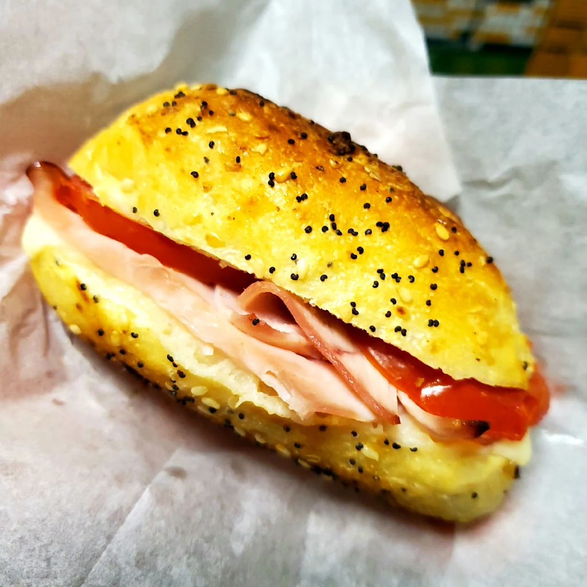 Ham and Cheese Bagel
