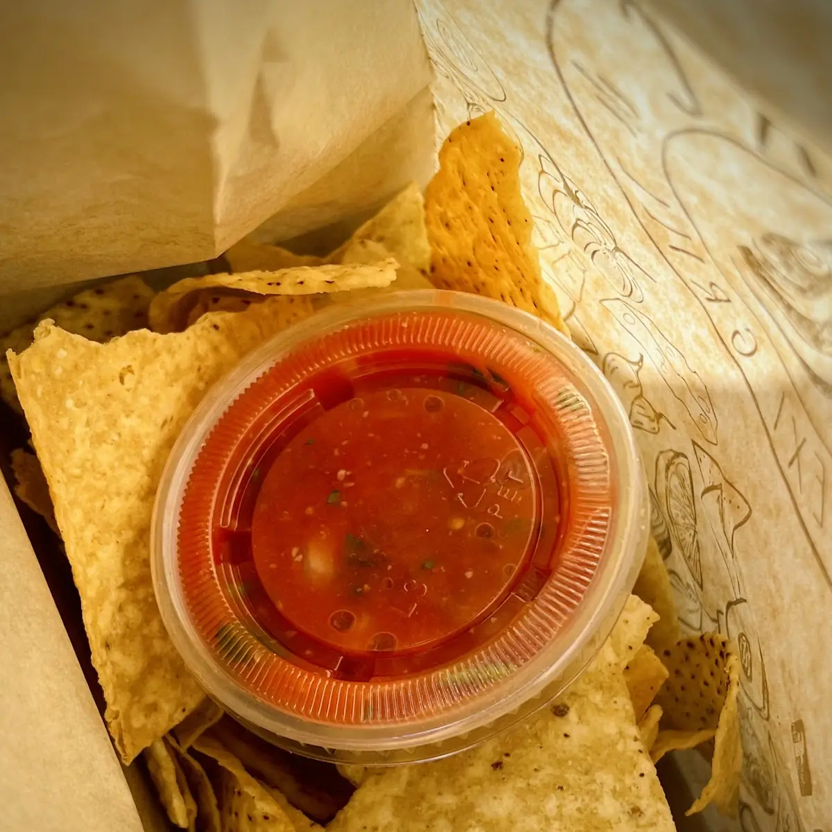 Nacho Chips and Salsa, Guac Mexi Grill