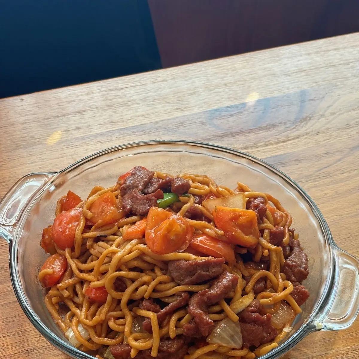 Tomato Beef Chow Mein