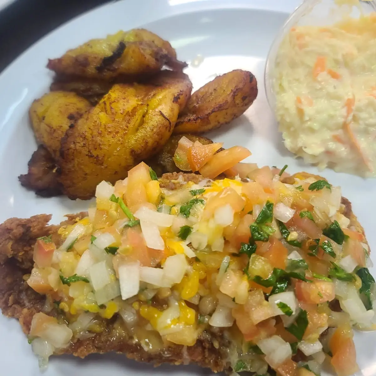 Pechuga Mexicana Con Amarillos Y Repollo