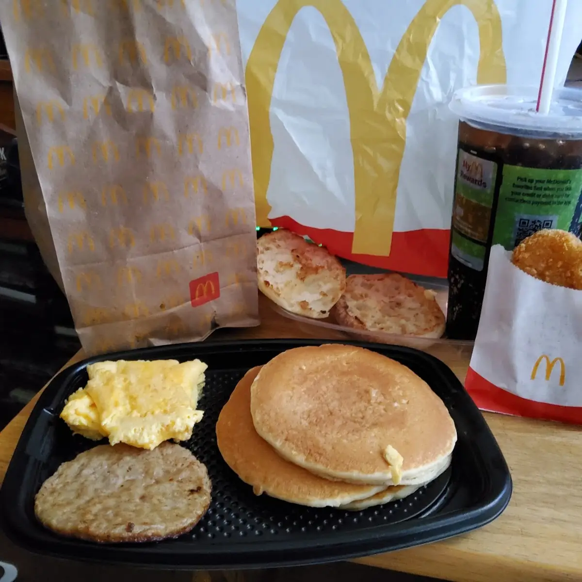 Big Breakfast with Hotcakes