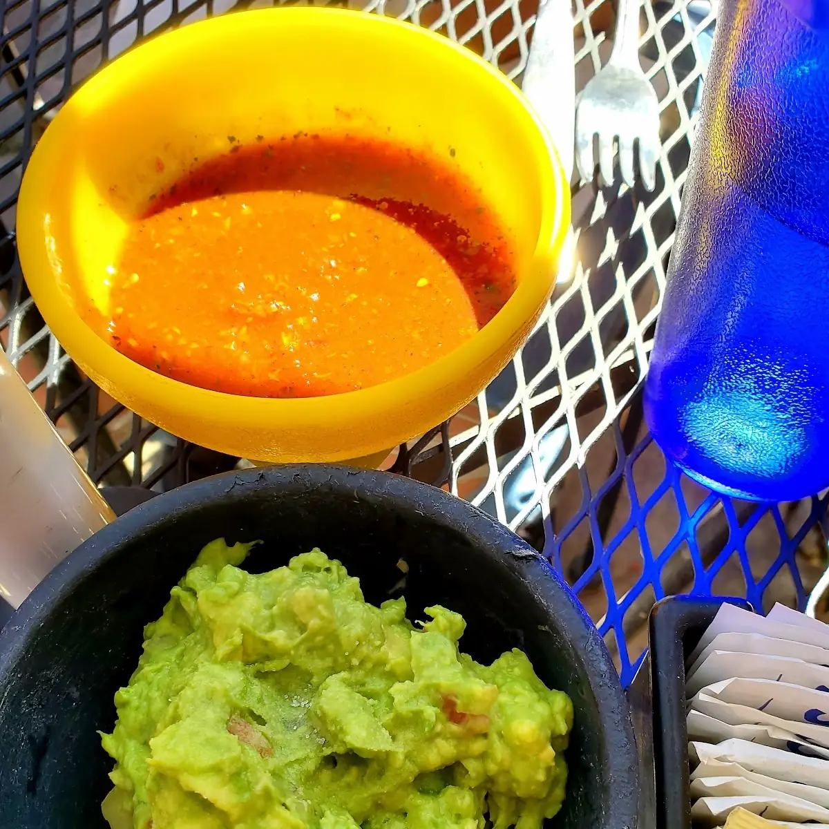 Chips Salsa & Guacamole