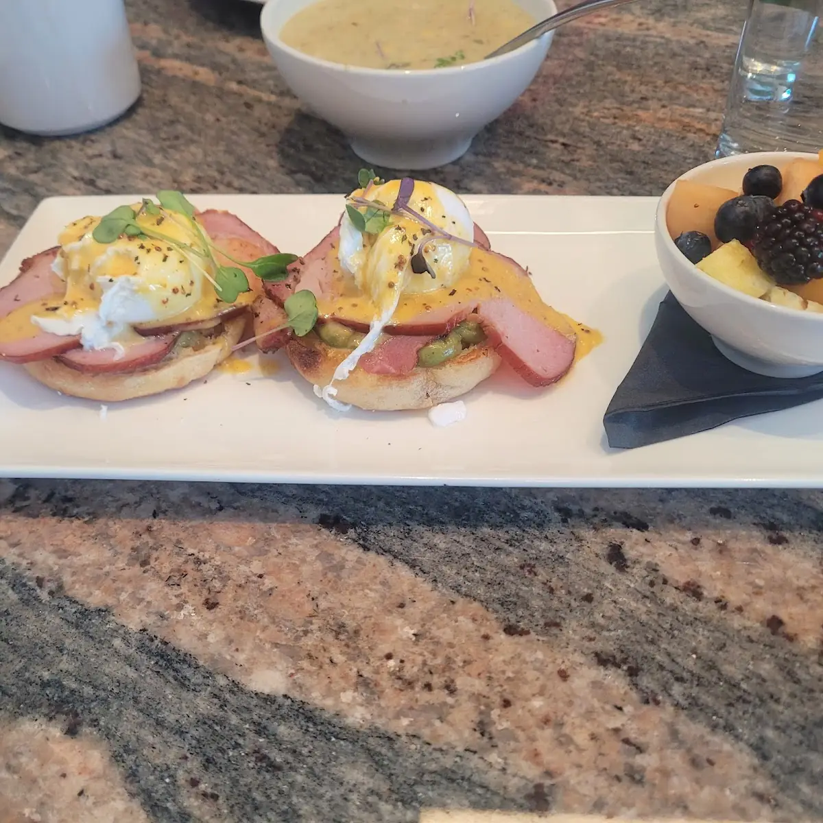 Eggs Benedict