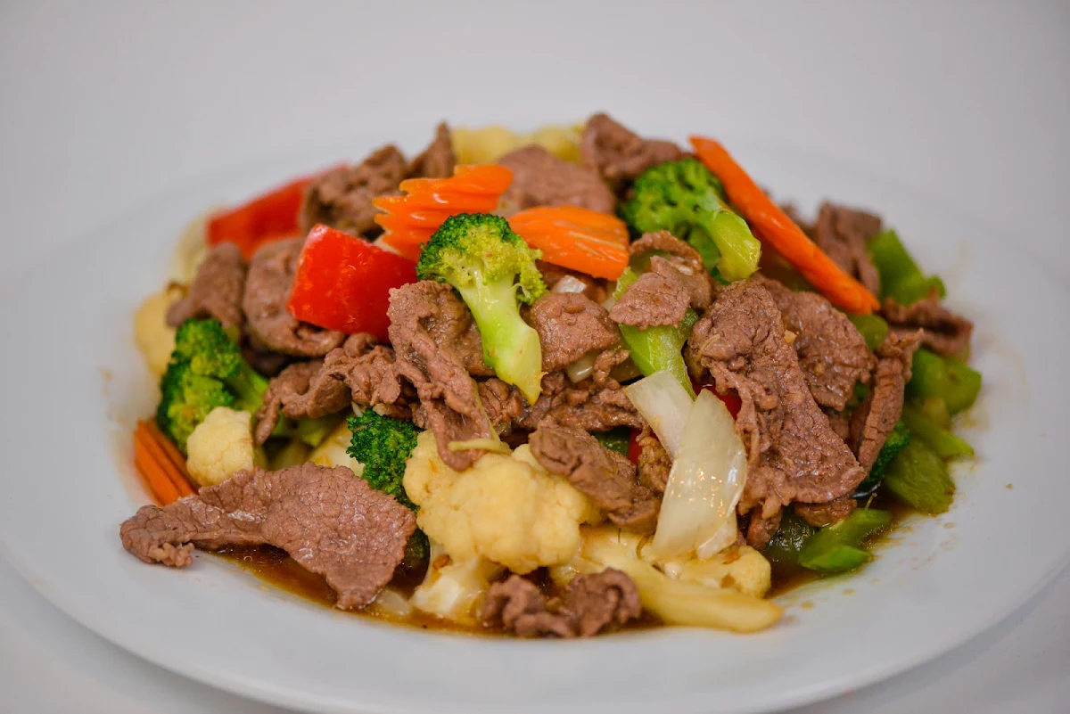 Stir Fried Beef & Mix Vegetables, Saigon D’Arcy Vietnamese Kitchen