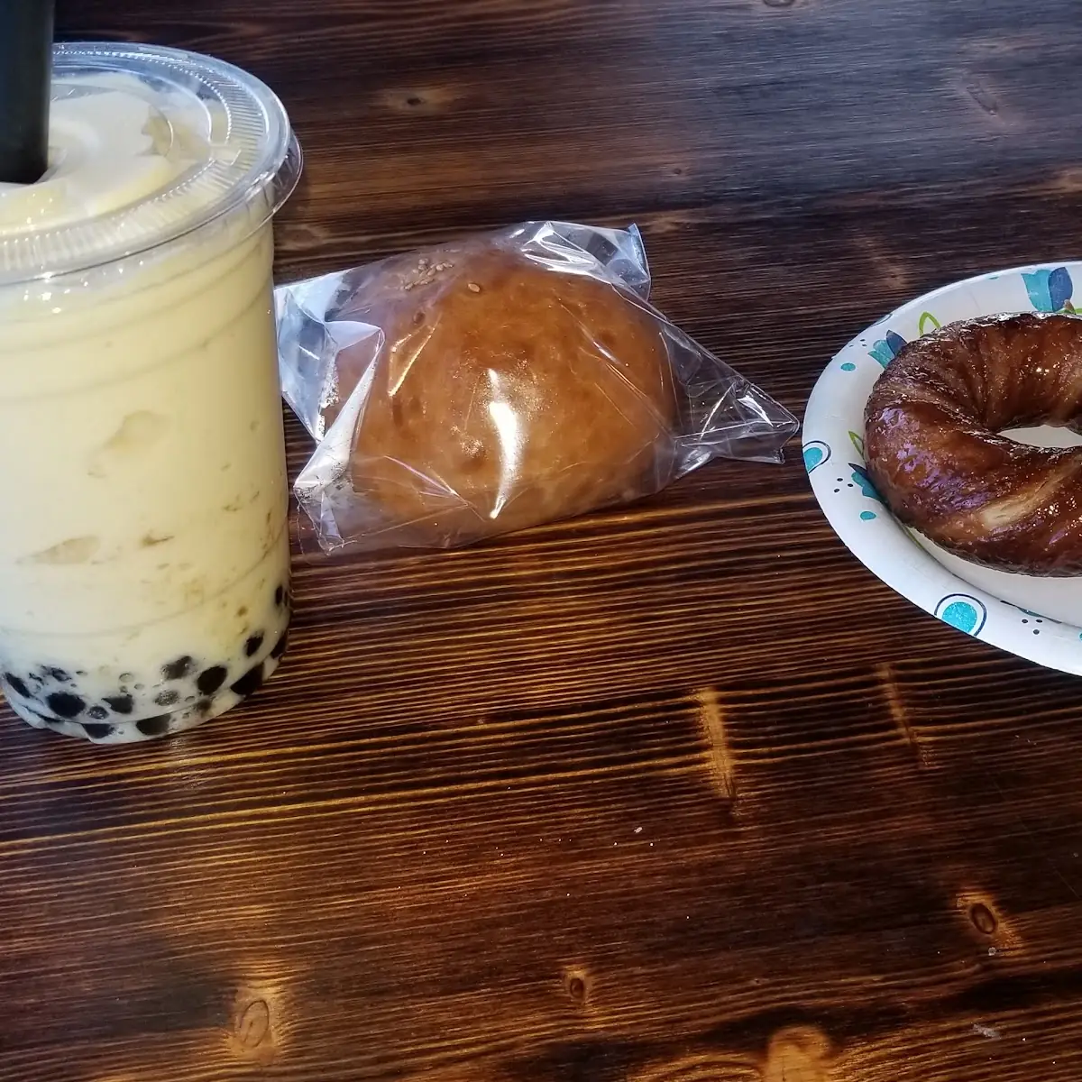 Mango Smoothie with Honey Boba Crispy Doughnuts