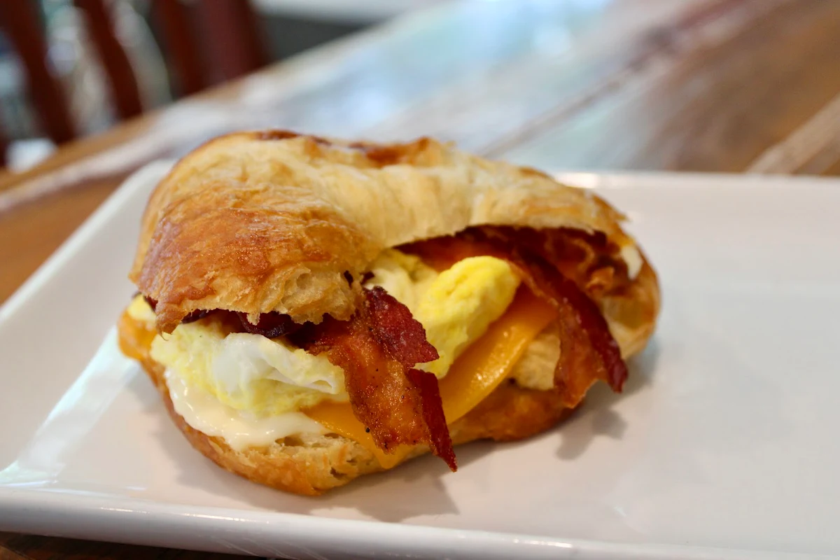 Egg & Cheese Sammy
