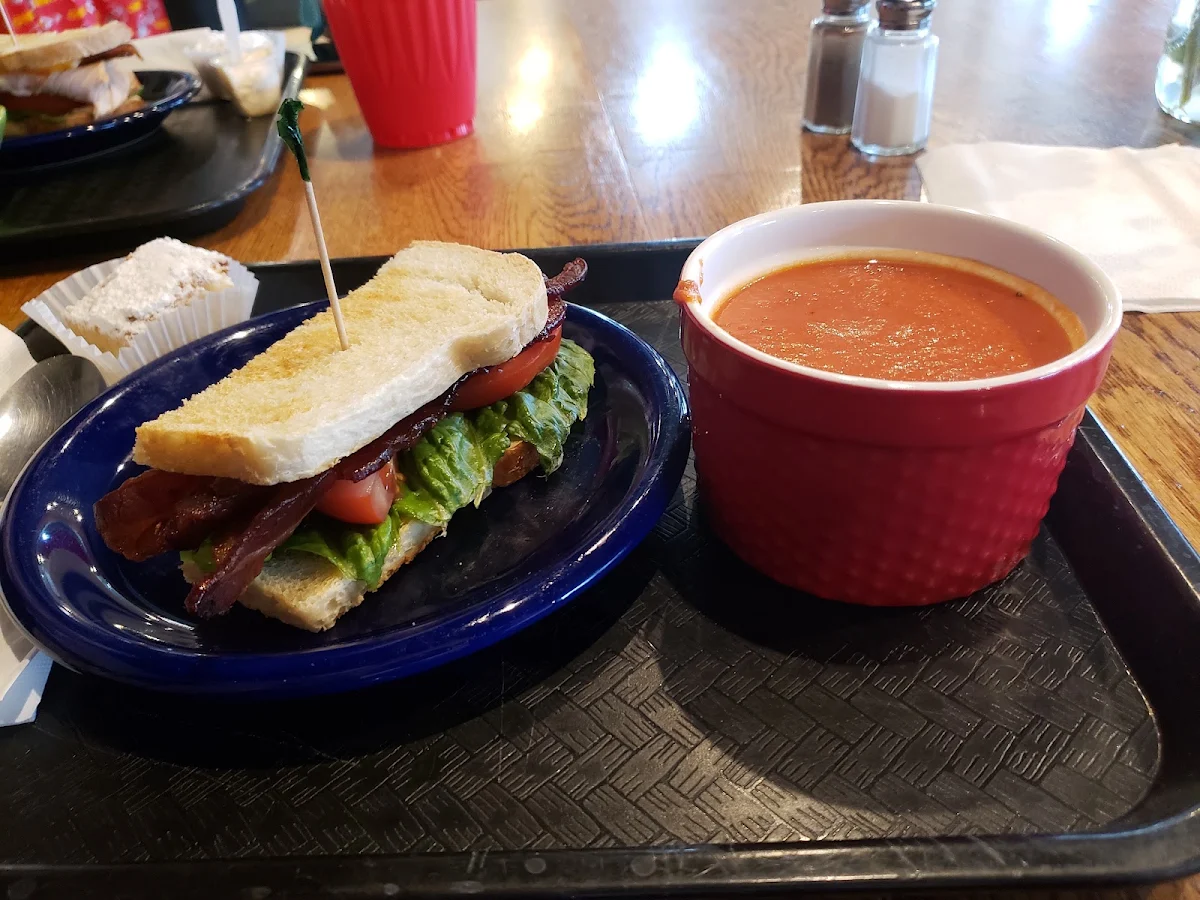 Lunch Size Tomato Soup
