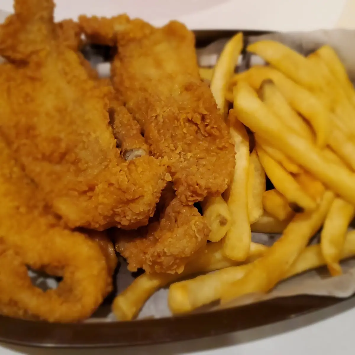Catfish Basket with Fries
