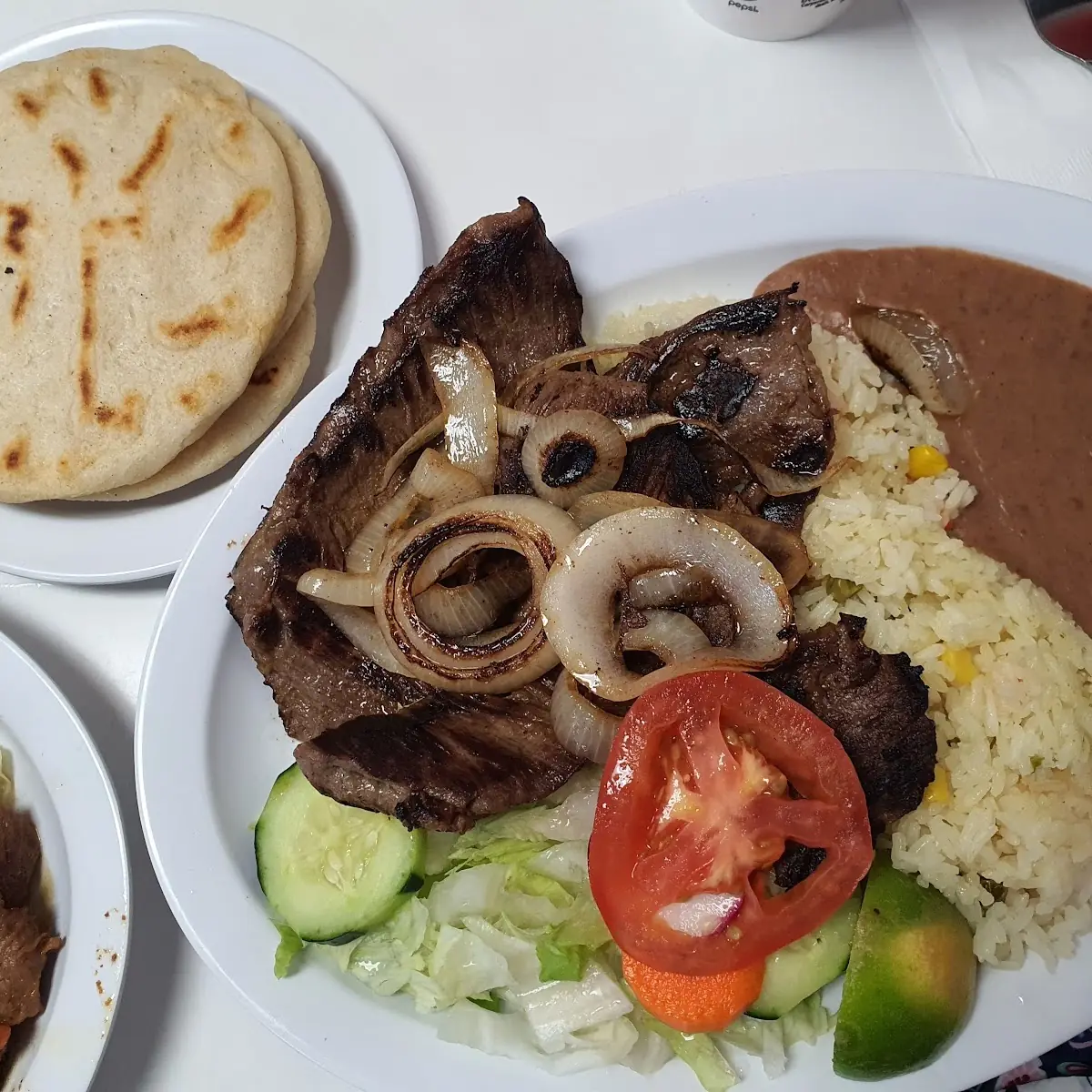 Bistec Encebollado