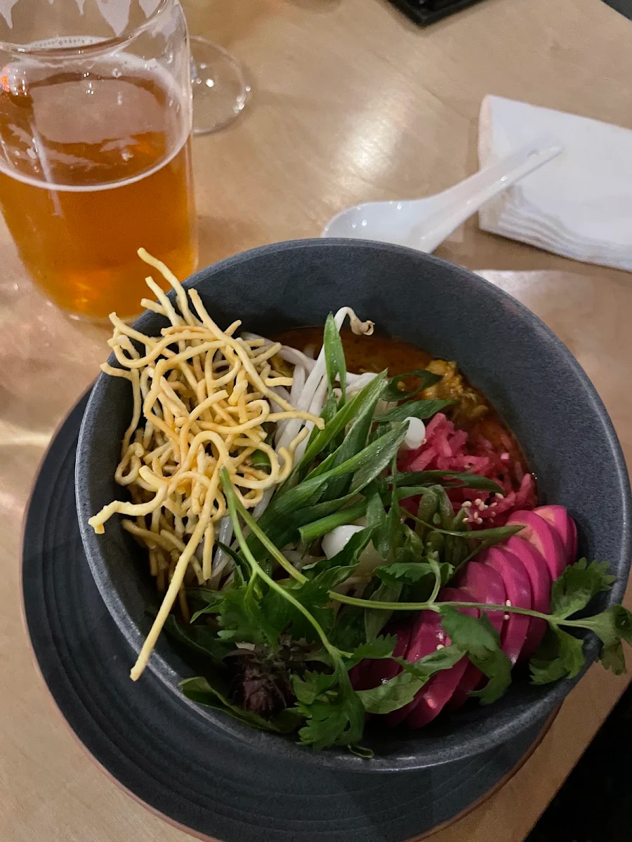 Chicken Noodle Soup, Niji