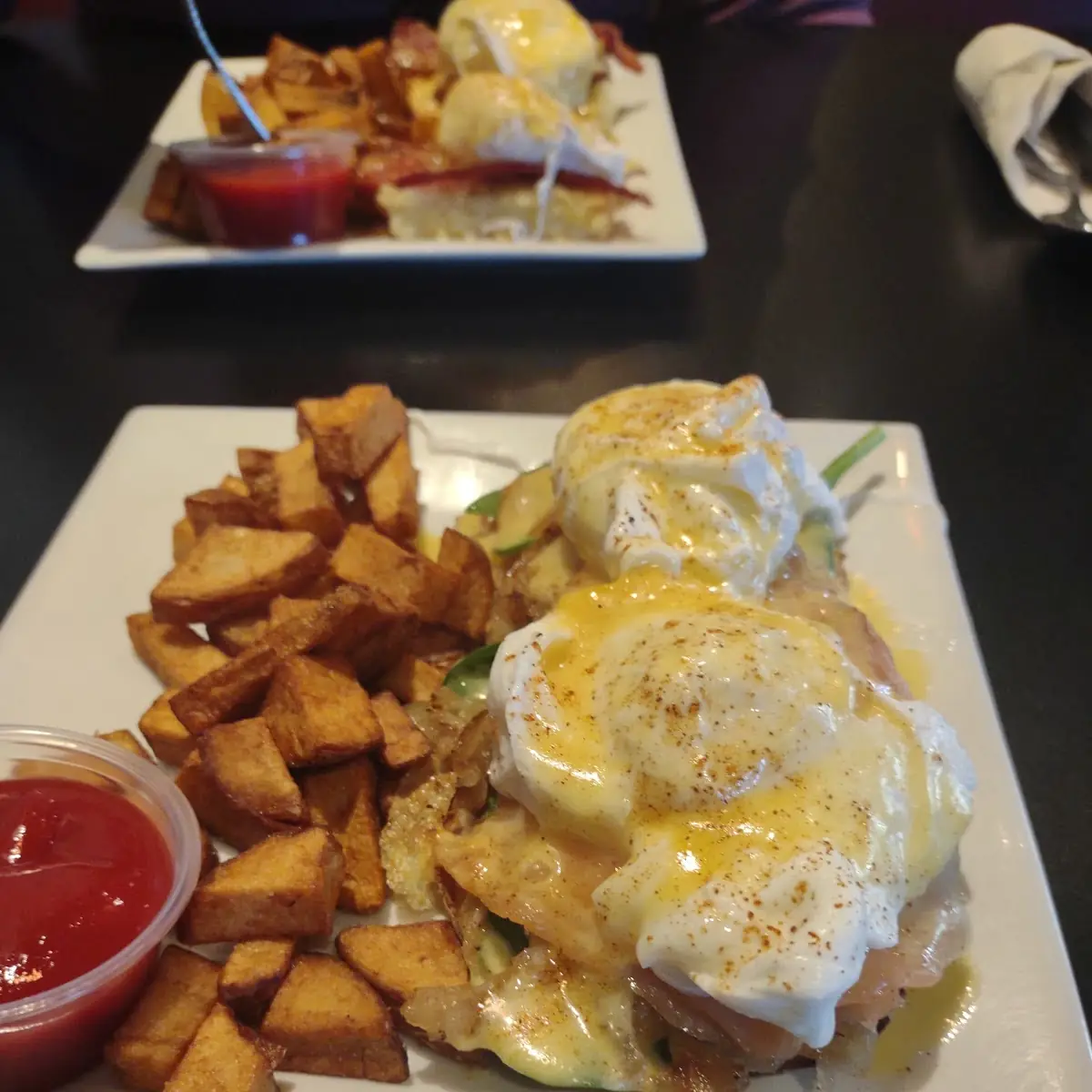 Salmon Benedict